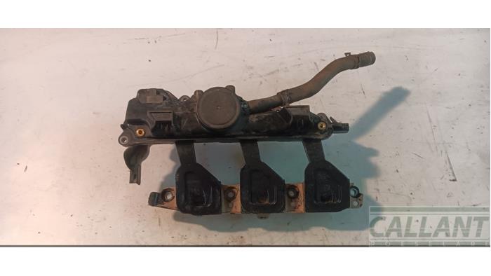 Begagnade PCV-ventil Opel Vivaro 2.0 CDTI Pris € 60,50 Inklusive moms erbjuds av Garage Callant