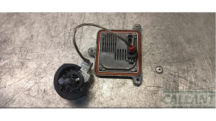 Begagnade Xenonmodul Landrover Range Rover Evoque (LVJ/LVS) 2.2 TD4 16V Pris € 60,50 Inklusive moms erbjuds av Garage Callant