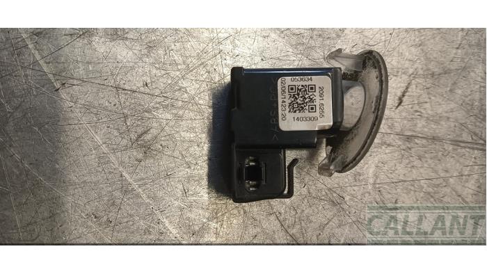 Begagnade Innerbelysning Landrover Range Rover Evoque (LVJ/LVS) 2.2 TD4 16V Pris € 36,30 Inklusive moms erbjuds av Garage Callant