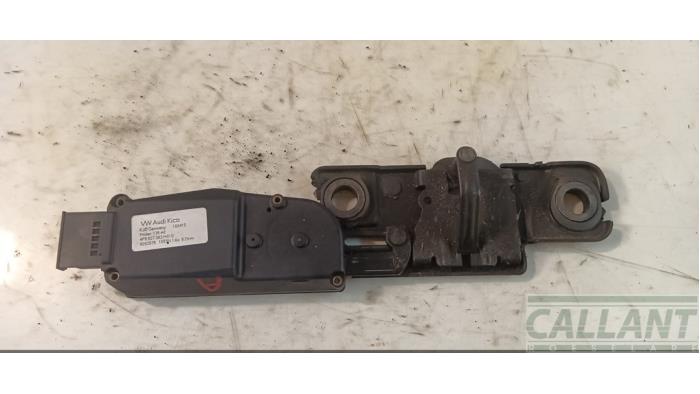 Moteur d’ouverture de coffre