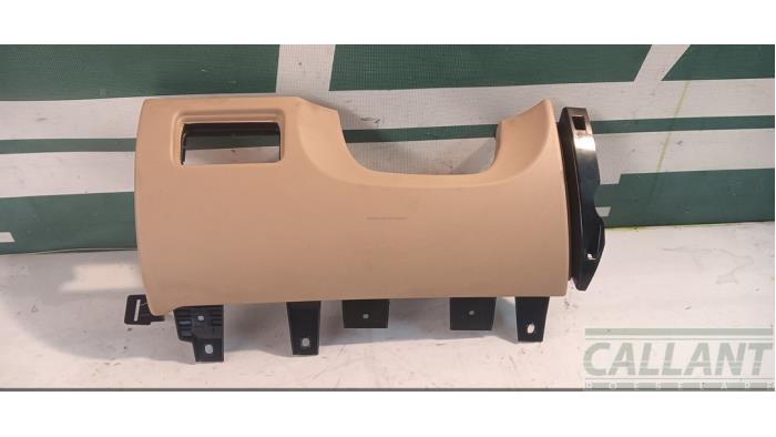 Instrumentbräda, del från en Jaguar XJ (X351) 3.0 D V6 24V 2013