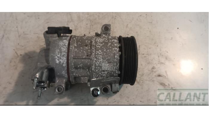 Usagé Pompe clim Citroen DS 4/DS 4 Crossback (NX) 1.6 BlueHDI 115 Prix € 223,85 Prix TTC proposé par Garage Callant