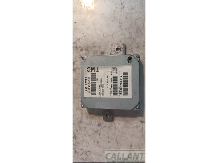 Używane Modul TMC Landrover Range Rover III (LM) 2.9 TD6 24V Cena € 90,75 Z VAT oferowane przez Garage Callant