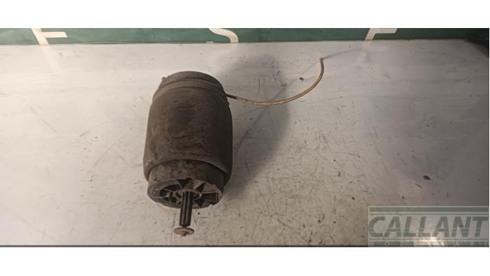 Begagnade Luftfjäder Landrover Range Rover III (LM) 2.9 TD6 24V Pris € 60,50 Inklusive moms erbjuds av Garage Callant