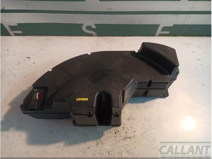 Używane Subwoofer Jaguar XF Sportbrake Cena € 90,75 Z VAT oferowane przez Garage Callant