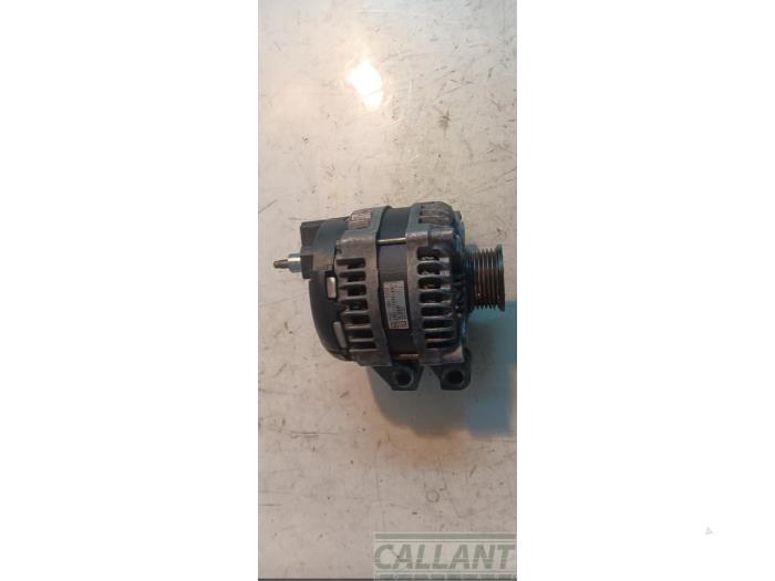 Begagnade Dynamo Landrover Range Rover IV (LG) 4.4 SDV8 32V Pris € 211,75 Inklusive moms erbjuds av Garage Callant