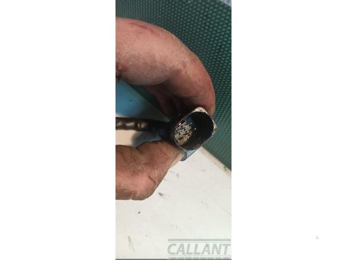 Lambda probe from a Land Rover Range Rover IV (LG) 4.4 SDV8 32V 2015