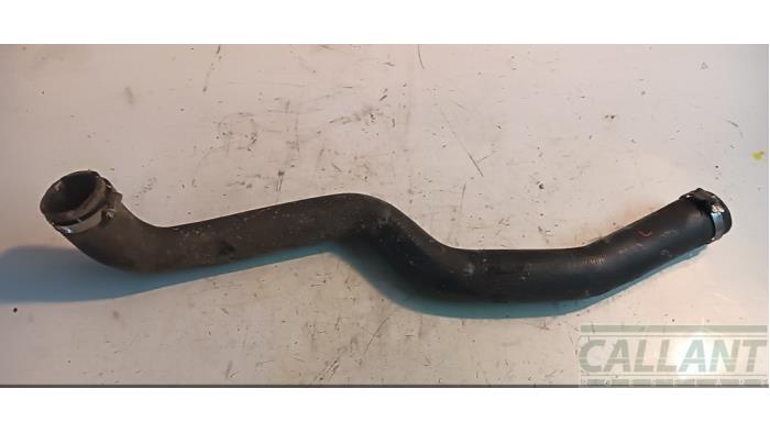 Gebrauchte Intercooler Schlauch Landrover Range Rover IV (LG) 4.4 SDV8 32V Preis € 40,00 Margenregelung angeboten von Garage Callant
