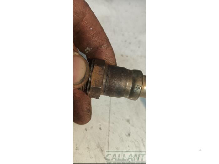 Lambda probe from a BMW X1 (F48) xDrive 25e 1.5 12V TwinPower Turbo 2020