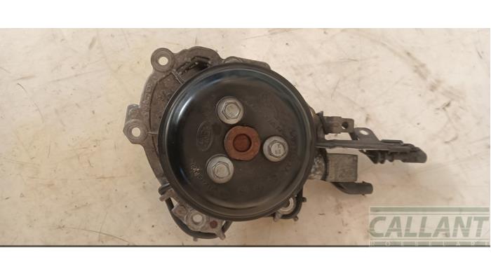 Begagnade Vattenpump Jaguar XE 2.0 D E-Performance 16V Pris € 66,55 Inklusive moms erbjuds av Garage Callant