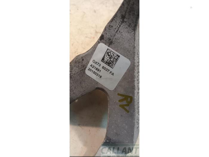 Engine mount from a Jaguar XE 2.0 D E-Performance 16V 2015