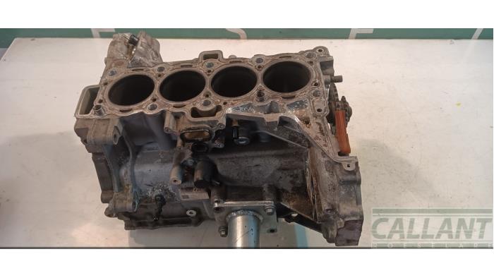 Used Engine crankcase Jaguar XE 2.0 D E-Performance 16V Price € 605,00 Inclusive VAT offered by Garage Callant