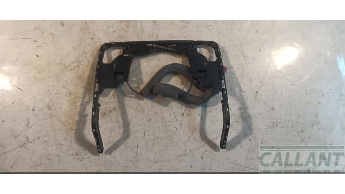 Usagé Divers Landrover Range Rover IV (LG) 4.4 SDV8 32V Prix € 30,25 Prix TTC proposé par Garage Callant