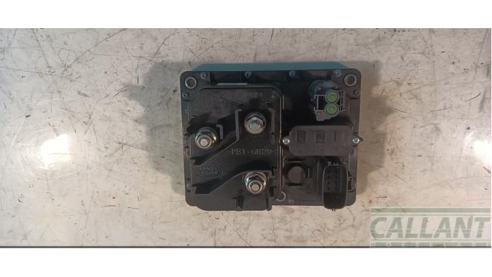 Używane Rózne Landrover Range Rover IV (LG) 4.4 SDV8 32V Cena € 363,00 Z VAT oferowane przez Garage Callant