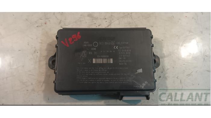 Używane Keyless Entry-Antena Landrover Range Rover IV (LG) 4.4 SDV8 32V Cena € 60,50 Z VAT oferowane przez Garage Callant