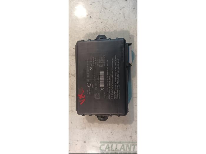 Używane Keyless Entry-Antena Landrover Range Rover IV (LG) 4.4 SDV8 32V Cena € 60,50 Z VAT oferowane przez Garage Callant