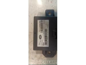 Gateway-modul från en Land Rover Range Rover IV (LG) 4.4 SDV8 32V 2015