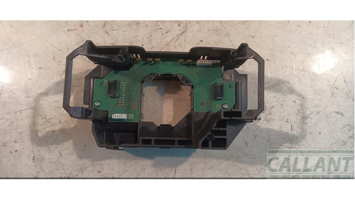 Używane Rózne Landrover Range Rover IV (LG) 4.4 SDV8 32V Cena € 30,25 Z VAT oferowane przez Garage Callant