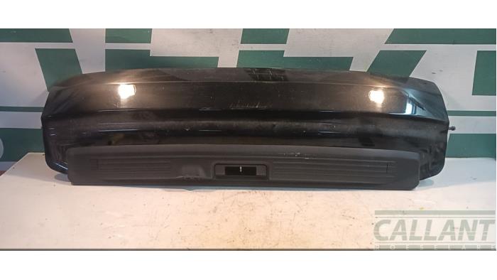 Begagnade Baklucka Landrover Range Rover IV (LG) 4.4 SDV8 32V Pris € 363,00 Inklusive moms erbjuds av Garage Callant
