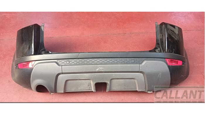 Usados Parachoques trasero Landrover Range Rover Evoque (LVJ/LVS) 2.2 TD4 16V Precio € 484,00 IVA incluido ofrecido por Garage Callant