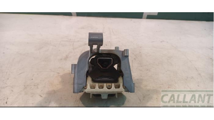 Usagé Support moteur Skoda Kamiq 1.0 TSI 12V Prix € 78,65 Prix TTC proposé par Garage Callant