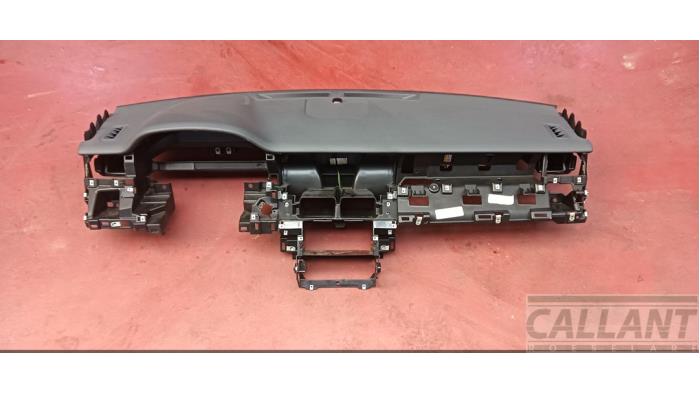 Używane Panel Landrover Discovery Sport (LC) 2.0 eD4 150 16V Cena € 544,50 Z VAT oferowane przez Garage Callant