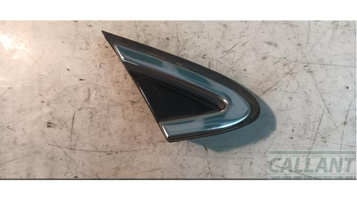 Usagé Divers Volvo V40 (MV) 1.6 D2 Prix € 24,20 Prix TTC proposé par Garage Callant