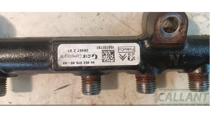 Système d'injection d'un Volvo V40 (MV) 1.6 D2 2015