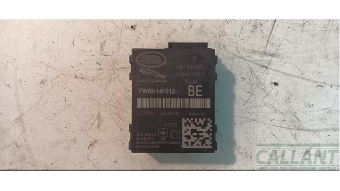 Begagnade Däcktrycksmodul Jaguar XE 2.0d 180 16V Pris € 60,50 Inklusive moms erbjuds av Garage Callant