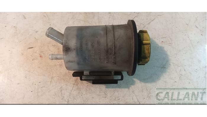 Begagnade Styrservotank Landrover Range Rover Sport (LS) 3.0 S TDV6 Pris € 18,15 Inklusive moms erbjuds av Garage Callant