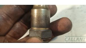 Sonde lambda d'un Opel Astra K Sports Tourer 1.0 Turbo 12V 2018