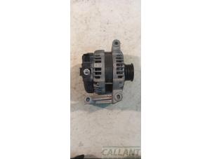 Dynamo van een Opel Astra K Sports Tourer 1.0 Turbo 12V 2018