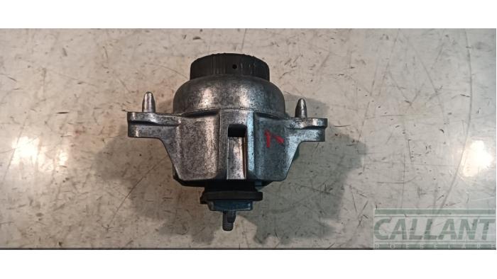 Used Engine mount Jaguar XE 3.0 V6 S 24V Price € 90,75 Inclusive VAT offered by Garage Callant