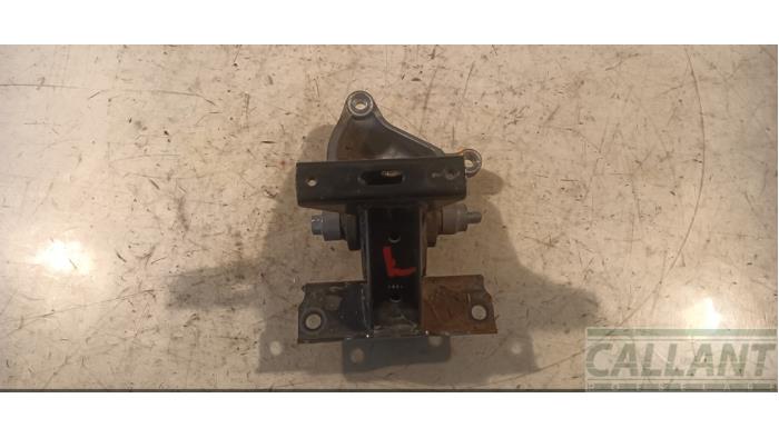 Used Engine mount Suzuki Celerio (LF) 1.0 12V Price € 36,30 Inclusive VAT offered by Garage Callant