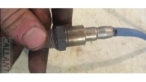 Lambda probe from a Land Rover Range Rover Velar (LY) 2.0 16V P250 AWD 2021