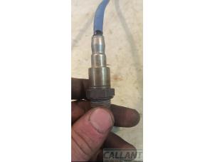 Lambda probe from a Land Rover Range Rover Velar (LY) 2.0 16V P250 AWD 2021