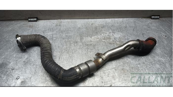 Gebrauchte Intercooler Schlauch Landrover Discovery IV (LAS) 3.0 SD V6 24V Preis € 90,75 Mit Mehrwertsteuer angeboten von Garage Callant