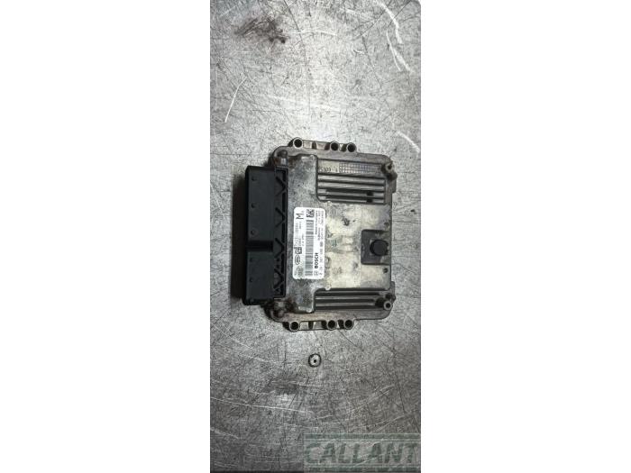 Used Engine management computer Jaguar XJ (X351) 2.0 i4 Ti 16V Price € 453,75 Inclusive VAT offered by Garage Callant