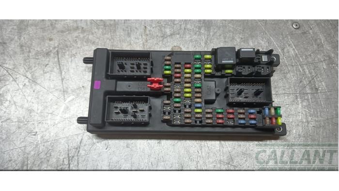 Used Body control computer Jaguar XJ (X351) 2.0 i4 Ti 16V Price € 332,75 Inclusive VAT offered by Garage Callant