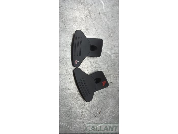 Usagé Kit manettes de commande Jaguar XJ (X351) 2.0 i4 Ti 16V Prix € 30,25 Prix TTC proposé par Garage Callant