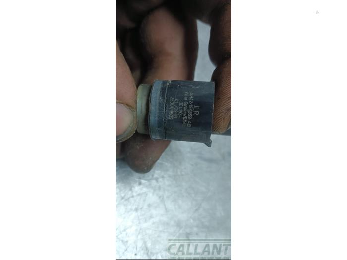 Usados Sensor PDC Jaguar XJ (X351) 2.0 i4 Ti 16V Precio € 24,20 IVA incluido ofrecido por Garage Callant