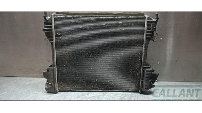 Used Radiator Jaguar XJ (X351) 2.0 i4 Ti 16V Price € 211,75 Inclusive VAT offered by Garage Callant