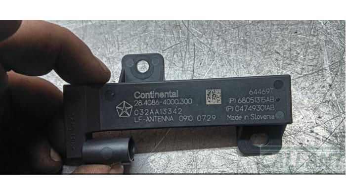 Używane Keyless Entry-Antena Jeep Renegade (BU) Cena € 12,10 Z VAT oferowane przez Garage Callant