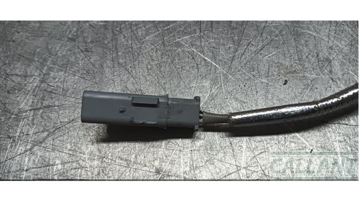 Auspuff Temperatursensor van een Land Rover Discovery Sport (LC) 2.0 eD4 150 16V 2021