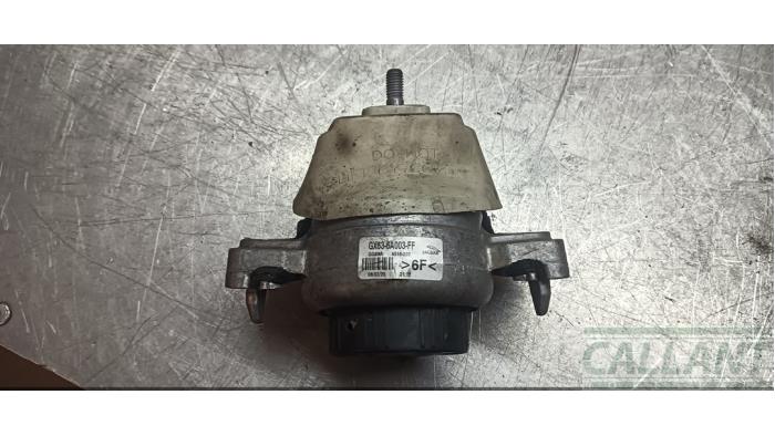 Engine mount from a Jaguar XF (X260) 2.0d 163 E-Performance 16V 2021
