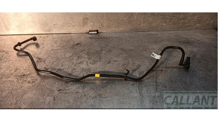 Usagé Conduit (divers) Landrover Discovery V (LR) 3.0 Td6 24V Prix € 48,40 Prix TTC proposé par Garage Callant