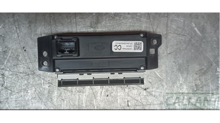 Używane Radio Rózne Landrover Range Rover Sport (LW) 3.0 SDV6 Hybrid Cena € 90,75 Z VAT oferowane przez Garage Callant