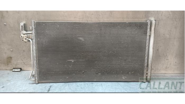 Usagé Condenseur de climatisation Jaguar E-Pace 2.0 D 150 16V Prix € 90,75 Prix TTC proposé par Garage Callant