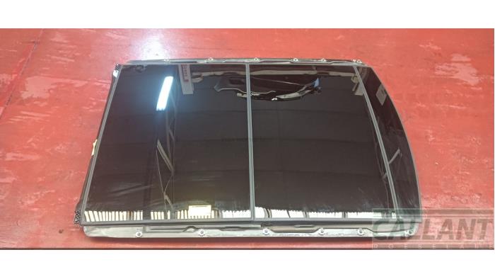 Używane Dach panoramiczny Landrover Range Rover Sport (LW) 3.0 SDV6 Hybrid Cena € 1.512,50 Z VAT oferowane przez Garage Callant