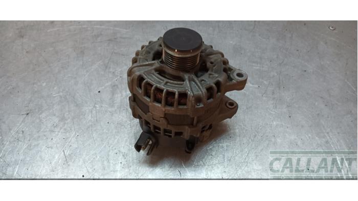Dynamo van een Land Rover Discovery Sport (LC) 2.2 sd4 16V 2015